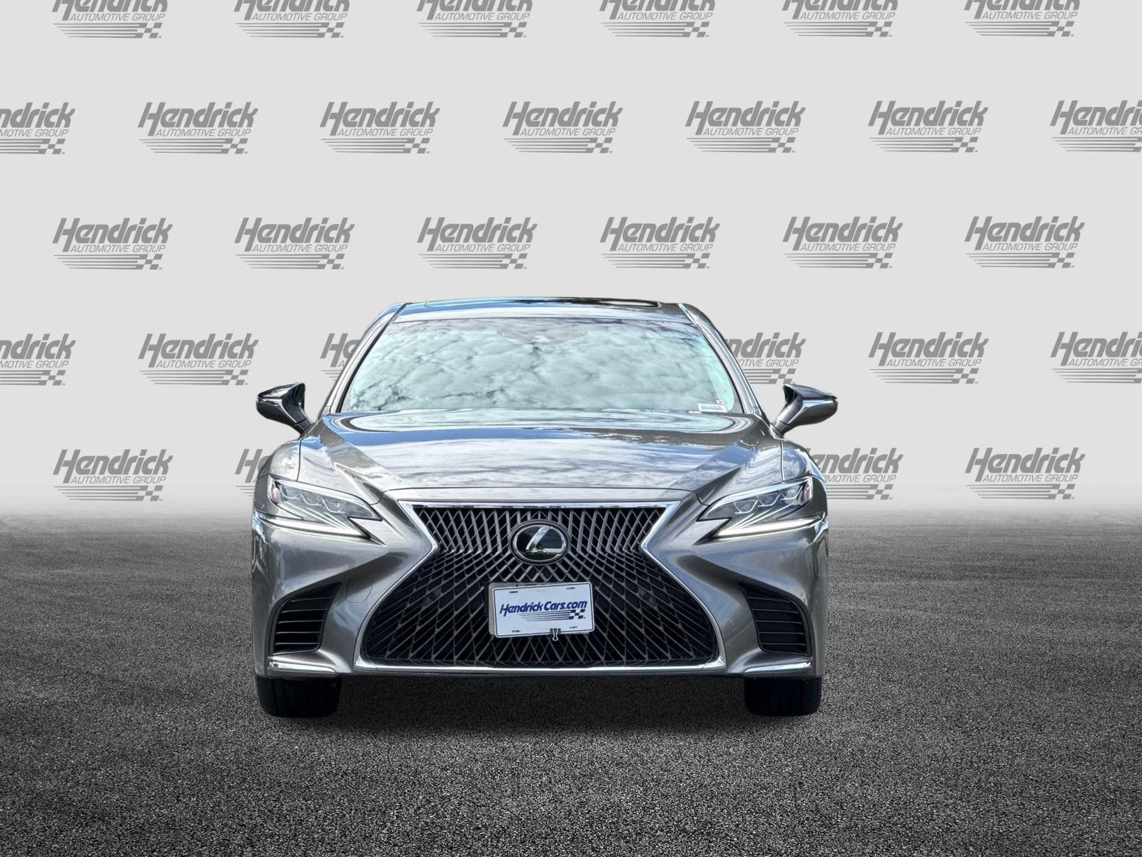 Used 2018 Lexus LS 500 w/ Accessory Package (Z2) RWD image 10