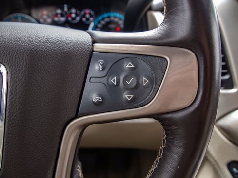 Used 2018 GMC Yukon Denali w/ Open Road Package AWD/4WD image 22