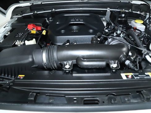 Used 2025 Jeep Wrangler Sport S image 35