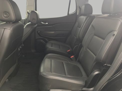 Used 2023 GMC Acadia SLT w/ Trailering Package image 24