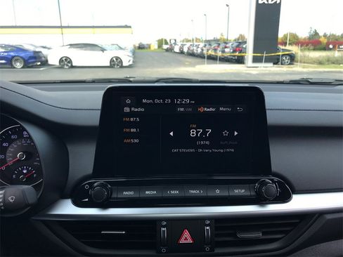 New 2024 Kia Forte LXS w/ LXS Technology Package image 13