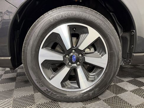 Used 2017 Subaru Forester 2.5i Premium w/ All-Weather Package AWD/4WD image 34