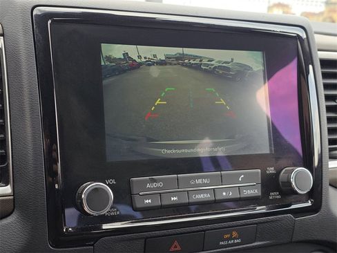 Used 2022 Nissan Frontier SV image 20