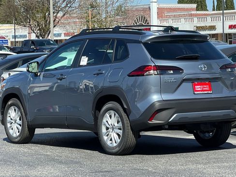 New 2026 Toyota Corolla Cross LE image 7