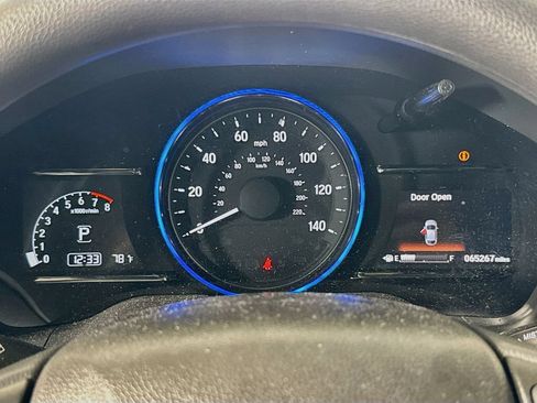 Used 2019 Honda HR-V EX image 12