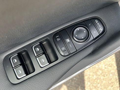 Used 2023 Kia Stinger GT-Line image 23