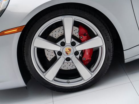 Certified 2024 Porsche 911 Carrera 4S AWD/4WD image 12