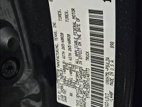New 2026 Toyota Tundra Limited AWD/4WD image 16