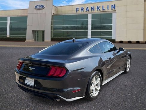 Certified 2022 Ford Mustang Coupe image 7