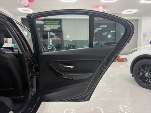 Used 2017 BMW 320i xDrive Sedan image 36