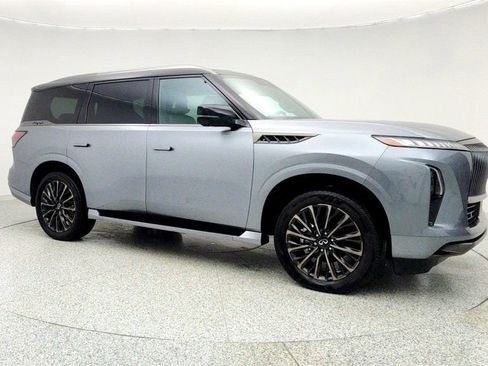 Used 2025 INFINITI QX80 Autograph image 3