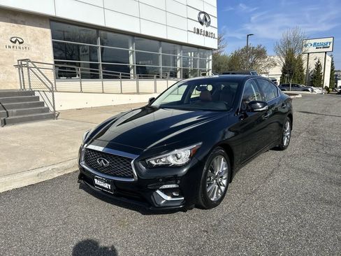 Certified 2023 INFINITI Q50 Luxe w/ Cargo Package AWD/4WD image 4