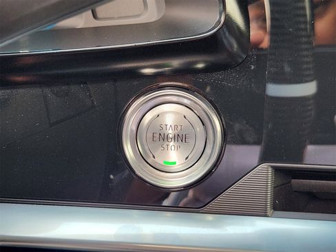 Used 2025 Chevrolet Corvette Z06 image 20