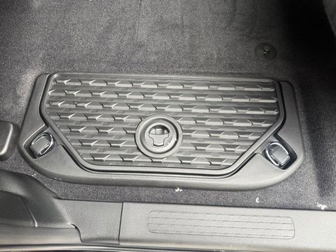 New 2026 RAM 1500 4x4 Crew Cab image 20