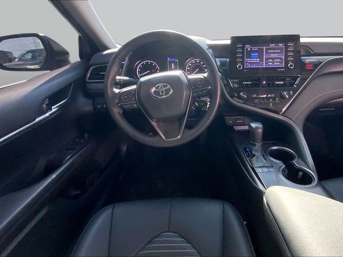 Used 2024 Toyota Camry SE FWD image 6