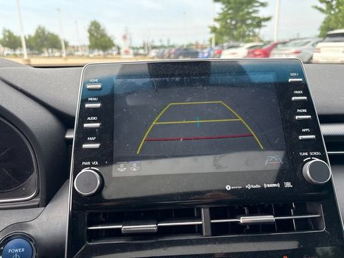 Used 2022 Toyota Avalon XSE FWD image 25