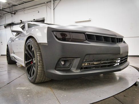 Used 2015 Chevrolet Camaro SS w/ SS Performance Package RWD image 33