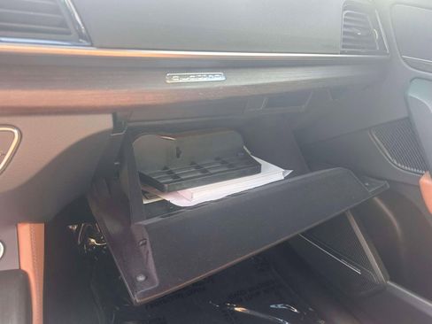 Used 2024 Audi Q5 e Premium Plus image 36