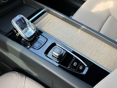 New 2026 Volvo XC60 B5 Plus w/ Protection Package Premier image 8