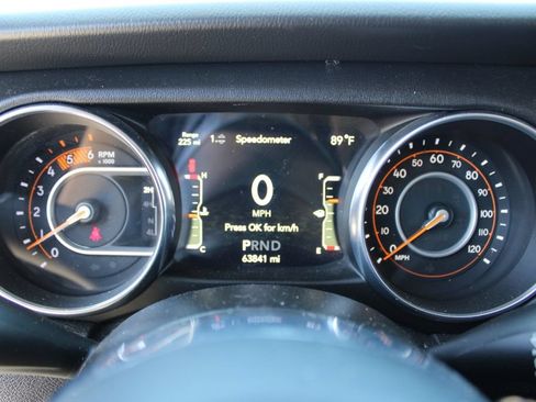 Used 2021 Jeep Wrangler Unlimited Sahara AWD/4WD image 23
