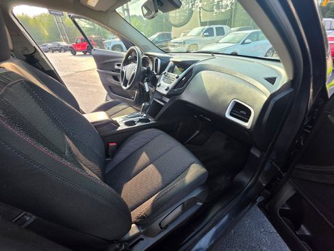 Used 2016 Chevrolet Equinox LS FWD image 11