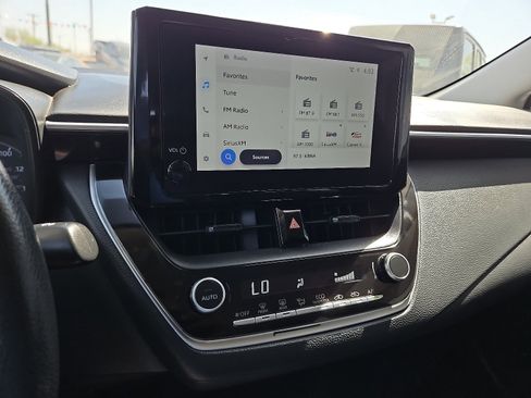 Used 2023 Toyota Corolla LE image 10