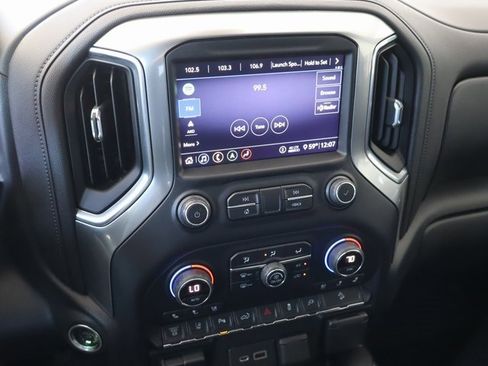 Used 2020 Chevrolet Silverado 2500 LTZ w/ Technology Package image 33