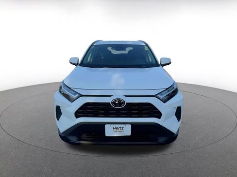 Used 2025 Toyota RAV4 XLE image 4