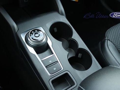 New 2025 Ford Escape SE image 12