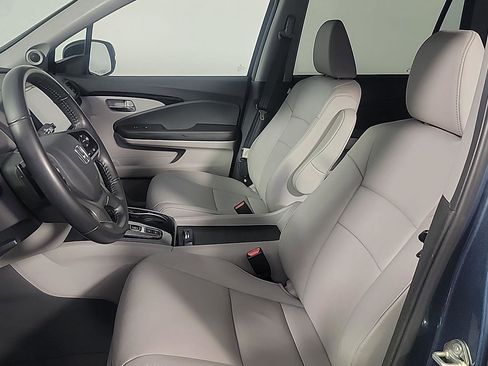 Certified 2019 Honda Pilot Touring image 18