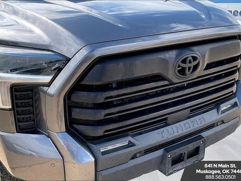 Used 2023 Toyota Tundra SR5 w/ SR5 Convenience Package AWD/4WD image 32