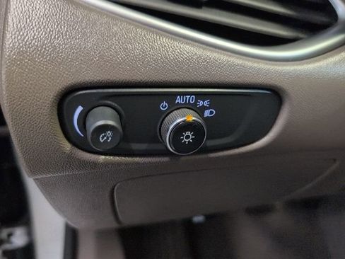 Certified 2022 Chevrolet Malibu LS image 16