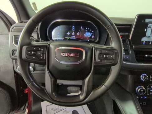 Used 2024 GMC Yukon XL AT4 w/ Technology Package AWD/4WD image 19