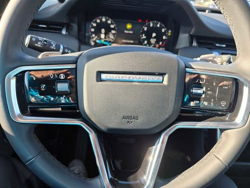 Used 2025 Land Rover Discovery Sport S image 24