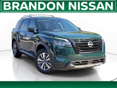 Certified 2023 Nissan Pathfinder SL w/ Lighting Package (N92)