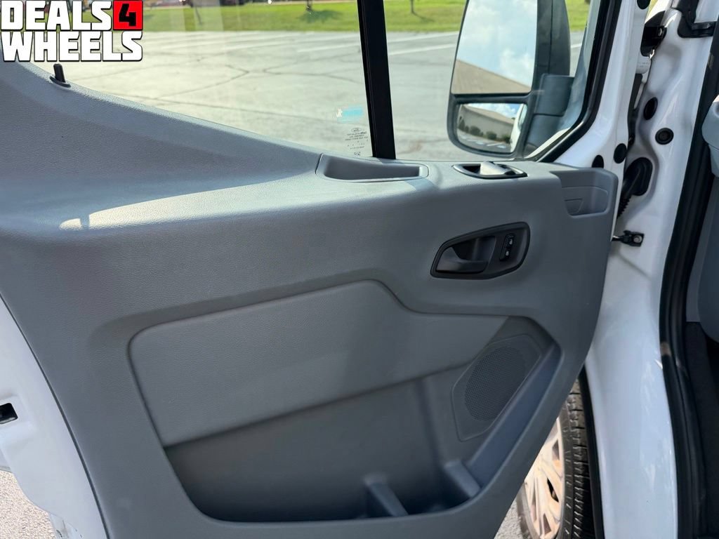 Used 2016 Ford Transit 350 XLT RWD image 10