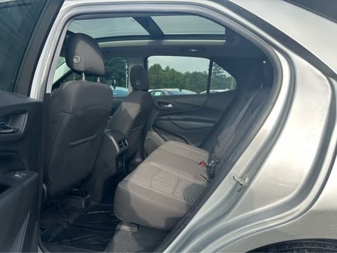 Used 2020 Chevrolet Equinox LT FWD image 12