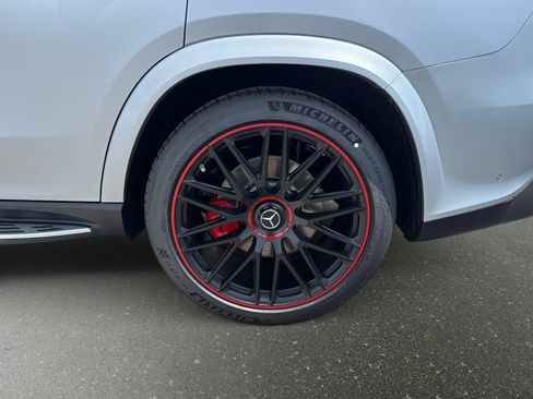 New 2026 Mercedes-Benz GLS 63 AMG 4MATIC image 11