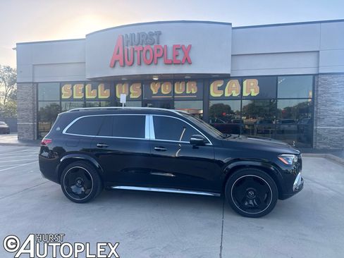 Used 2023 Mercedes-Benz Maybach GLS 600 4MATIC image 1