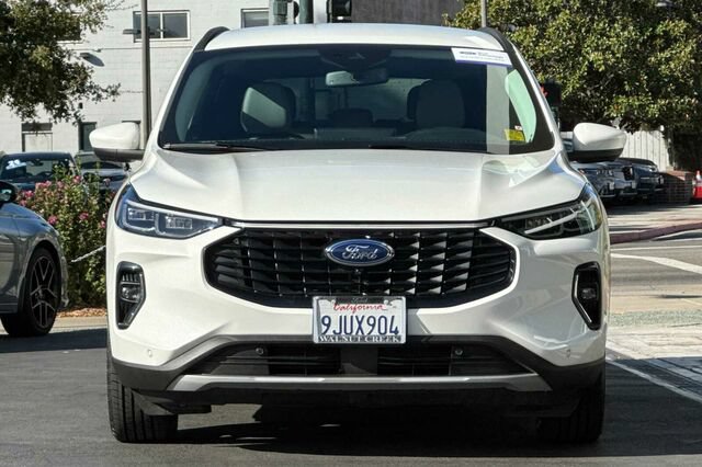 Certified 2023 Ford Escape Platinum FWD image 9