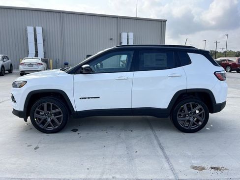 New 2026 Jeep Compass Limited image 4