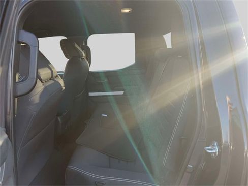 Used 2024 Toyota Tacoma TRD Sport image 15