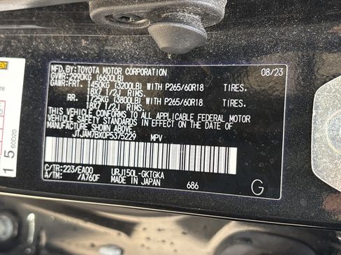 Used 2023 Lexus GX 460 Premium AWD/4WD image 36