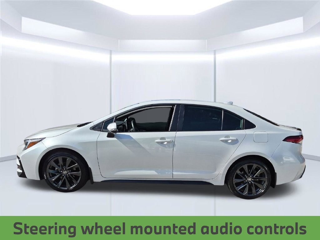 Used 2024 Toyota Corolla XSE FWD image 2