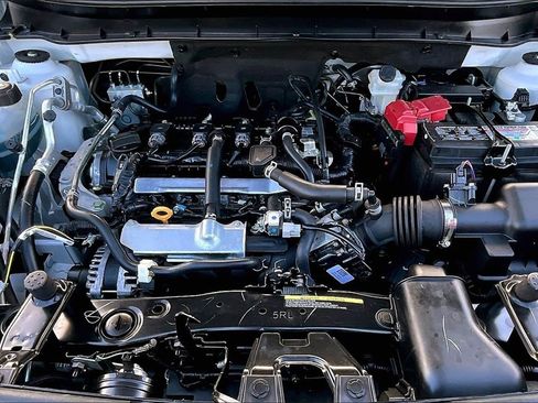 Used 2024 Nissan Kicks SV image 31