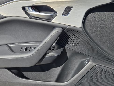 Used 2023 Acura TLX image 31