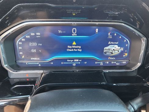 Used 2024 Chevrolet Silverado 1500 LT w/ Protection Package image 6