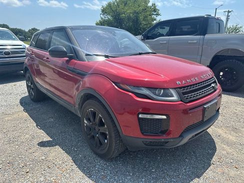 Used 2018 Land Rover Range Rover Evoque SE Premium AWD/4WD image 2