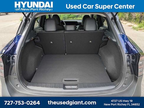 Used 2025 Nissan Kicks SR FWD image 12