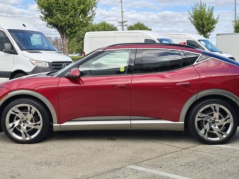 Used 2025 Genesis GV60 Performance image 7